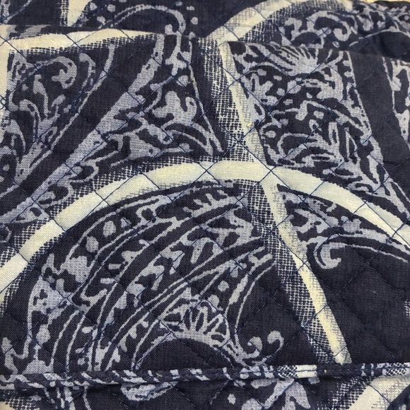 Vera Bradley Womens Adjustable Strap Lined Crossbody Bag Purse Blue Paisley - Picture 11 of 16